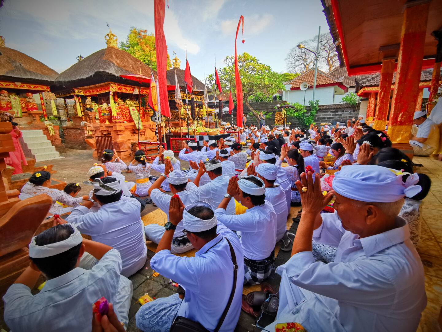 Посрещане на пълнолунието на остров Бали, Индонезия